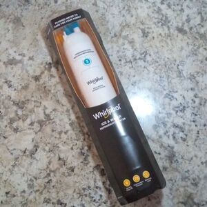 NEW Whirlpool Ice & Water Refrigerator Sealed in Box 🧊💦